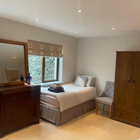 منزل للإقامة Reenconnell